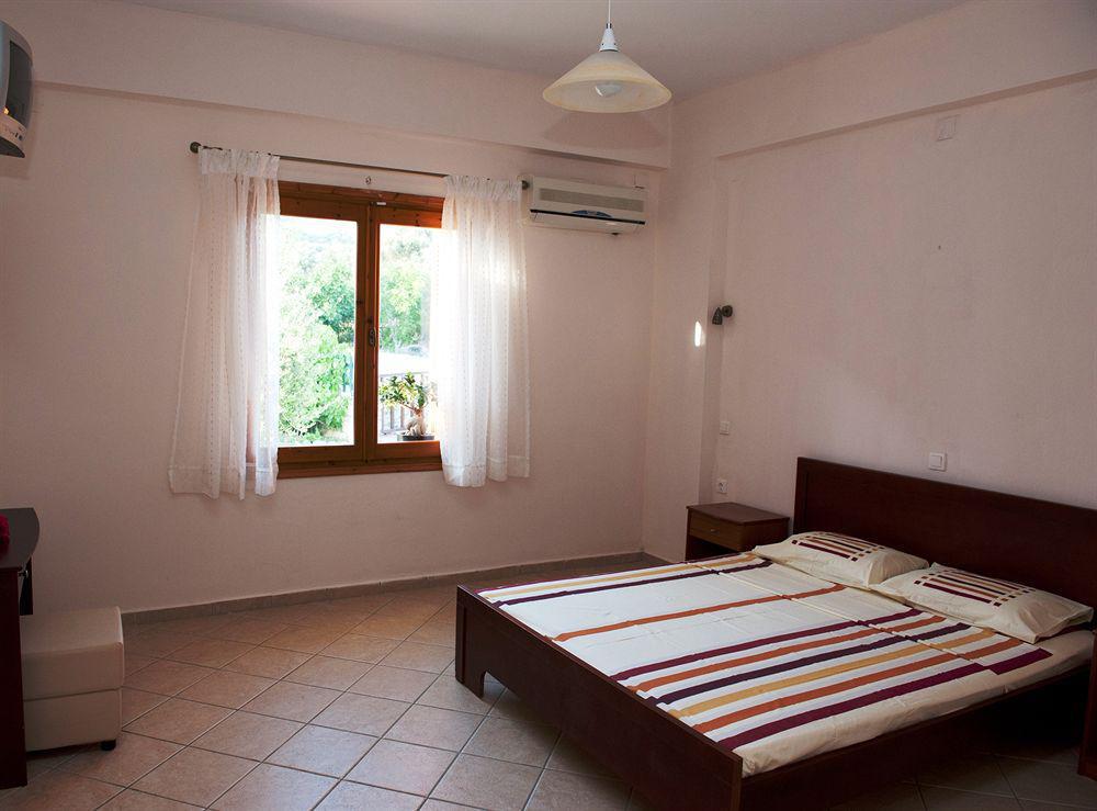 Aphrodite Samos Suites Marathókampos Zewnętrze zdjęcie